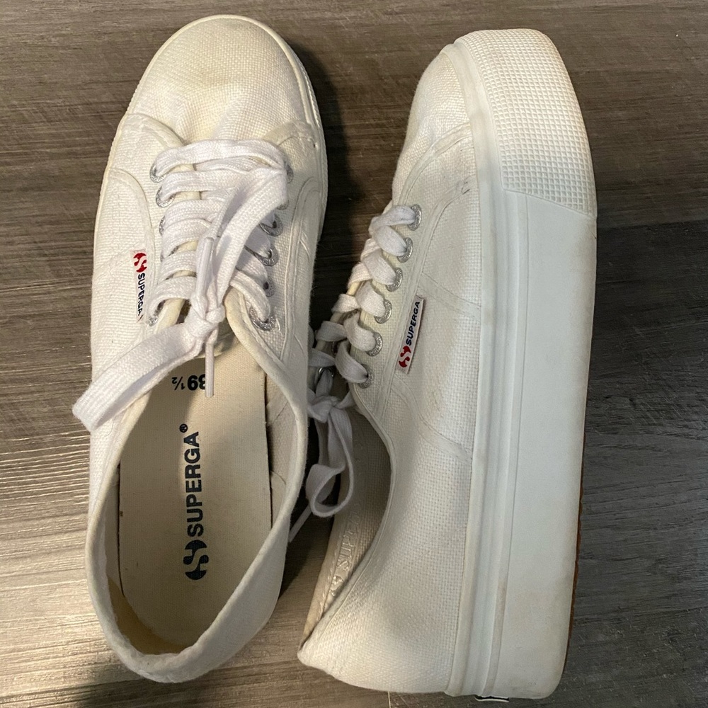 White Platform Supergas